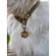 Médaille chien en laiton gravée à la main "Cooper"