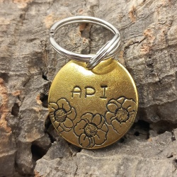 Médaille chien ou chat personnalisée et gravée "API"