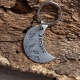 Médaille gravée pour chien "Poppy" forme lune en laiton ou aluminium