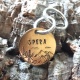 Médaille gravée et personnalisée pour chien chat " Velvet"