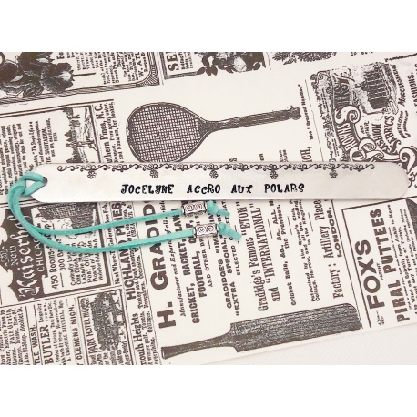 Marque page personnalisé avec une bordure et gravé à la main